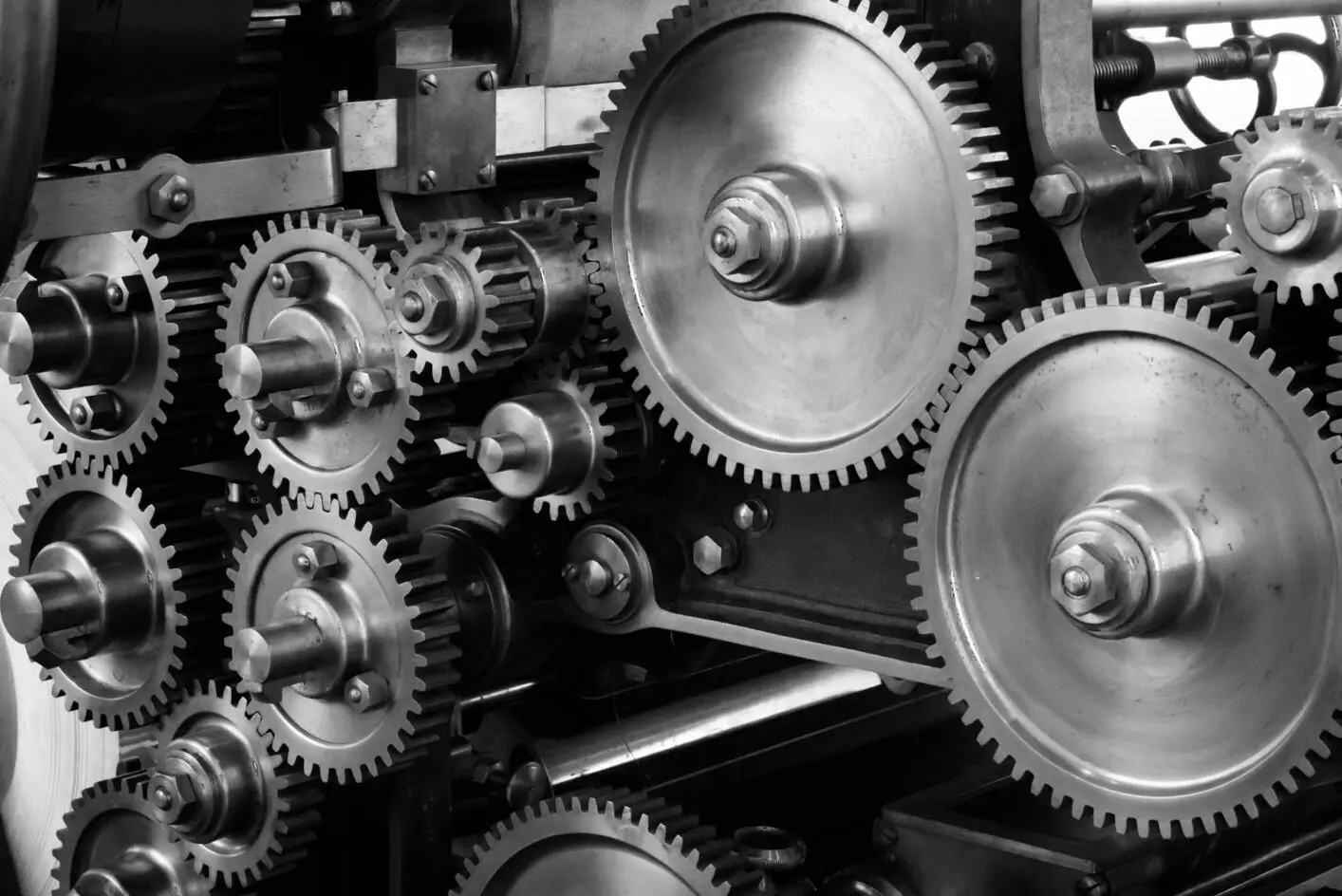 Steel cogs in a machine